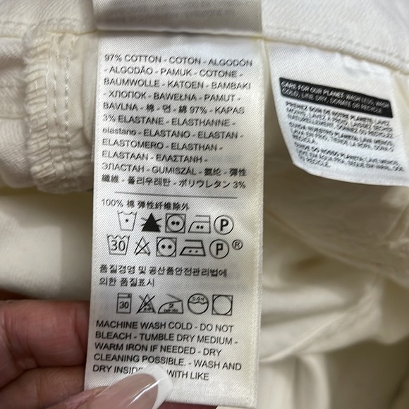 Levi’s - Picture 8 of 8